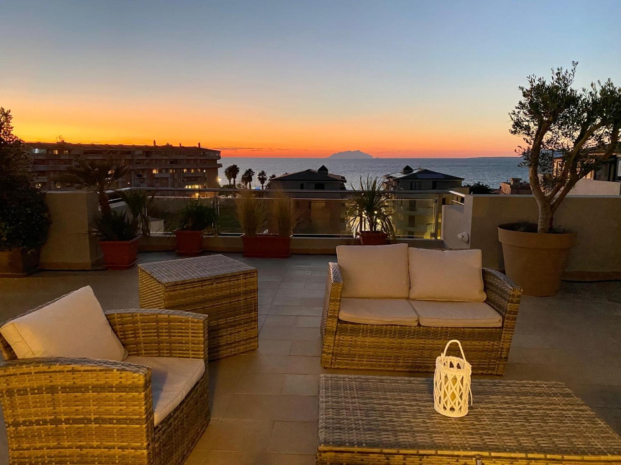 Penthouse Le Isole Apartment Марсала Екстериор снимка